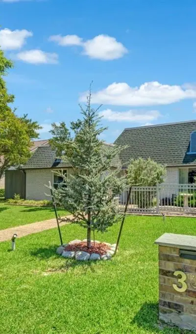3778 Weeburn Drive, Dallas TX 75229
