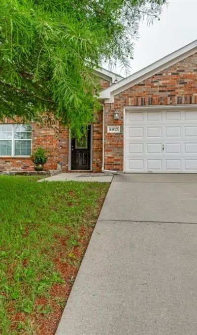 8917 Weller Lane, Fort Worth TX 76244