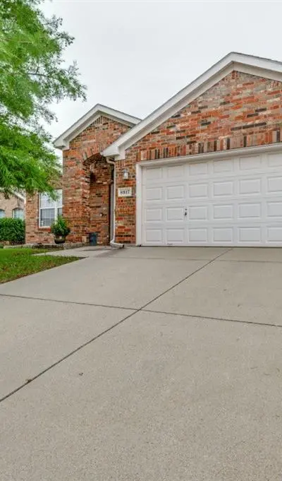 8917 Weller Lane, Fort Worth TX 76244 - Photo 2