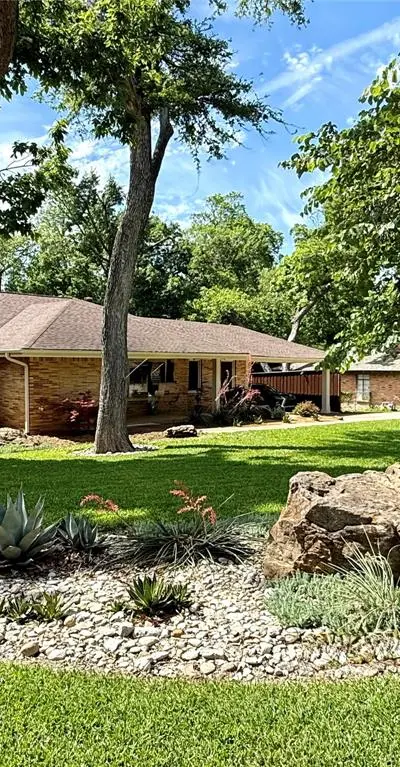1035 Waterford Drive, Dallas TX 75218