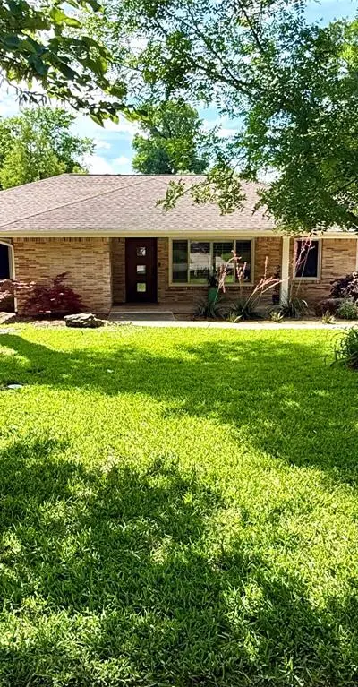 1035 Waterford Drive, Dallas TX 75218 - Photo 2