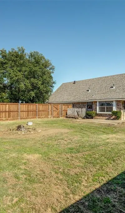 20240 Willow Glade Circle, Pilot Point TX 76258 - Photo 2