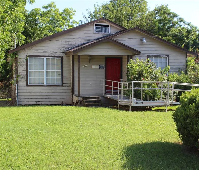 1834 Leath Street, Dallas TX 75212