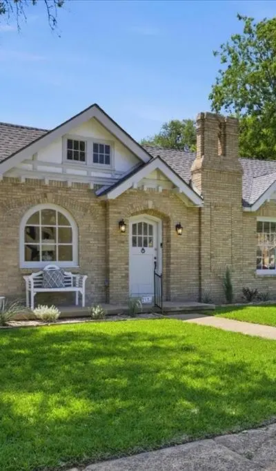 2528 Waits Avenue, Fort Worth TX 76109 - Photo 2