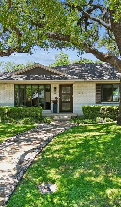 6829 Santa Maria Lane, Dallas TX 75214 - Photo 2