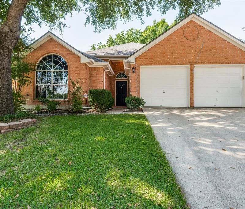 4712 Mount Hood Road, Fort Worth TX 76137