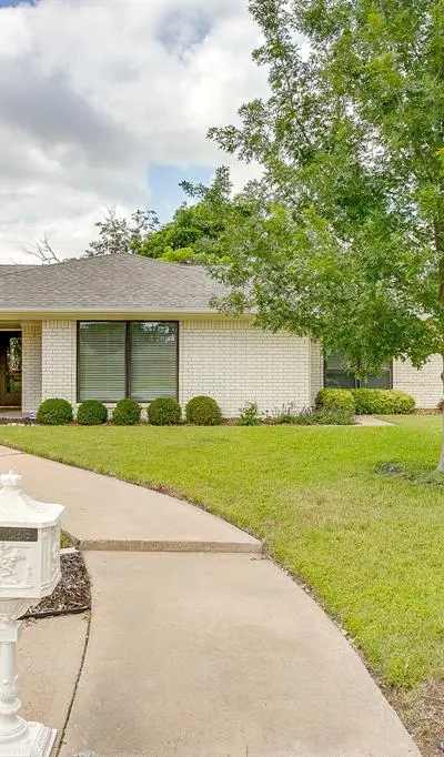 4158 Ladera Court, Fort Worth TX 76133 - Photo 3