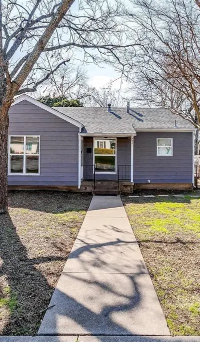 4921 Pershing Avenue, Fort Worth TX 76107