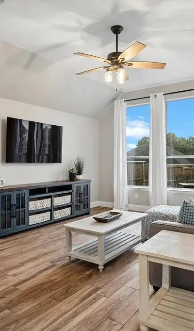 4404 Highridge Drive, The Colony TX 75056 - Photo 2