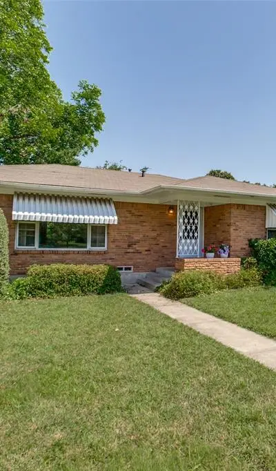 301 Hillcrest Avenue, Richardson TX 75081
