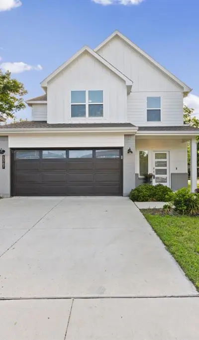 3367 Conroe Street, Dallas TX 75212 - Photo 3