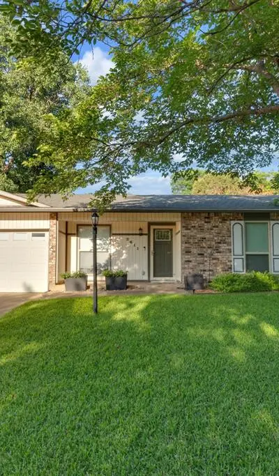 2611 Mintwood Place, Arlington TX 76016