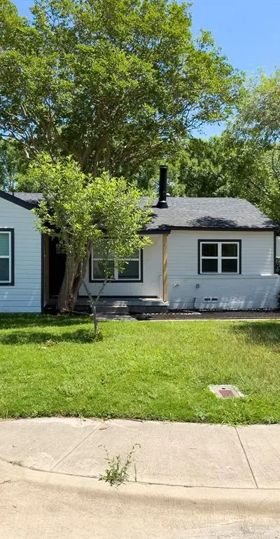 2324 Brockbank Drive, Irving TX 75062 - Photo 3