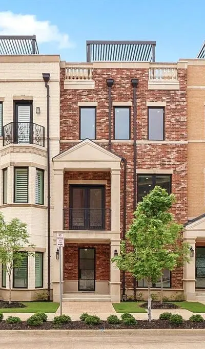 218 E Dallas Road # 104, Grapevine TX 76051