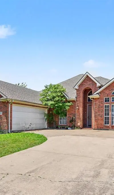2005 Merritt Way, Arlington TX 76018 - Photo 2