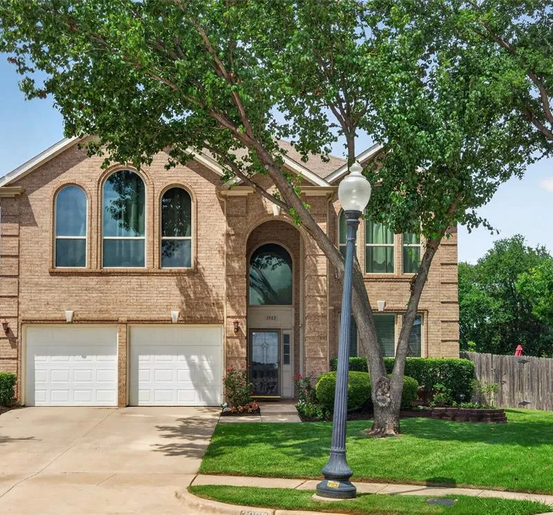 3905 Lacebark Lane, Bedford TX 76021