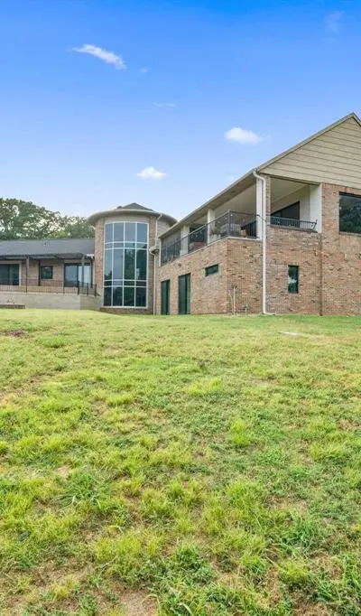 8542 Meadowbrook Drive, Fort Worth TX 76120 - Photo 5