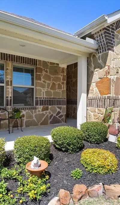 209 Maverick Court, Lavon TX 75166 - Photo 5