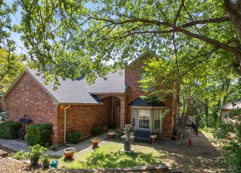 1508 Valley Creek Road, Denton TX 76205