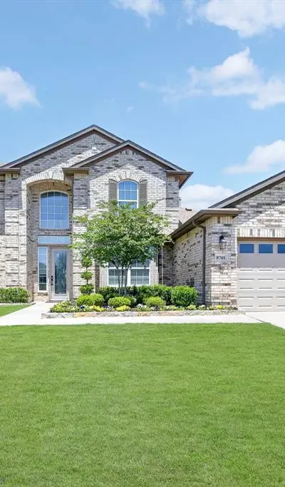 8701 Freeport Drive, Denton TX 76207 - Photo 3