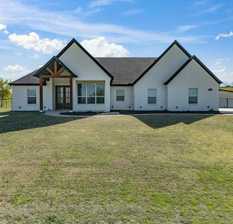 356 Scenic Wood Drive, Reno TX 76020