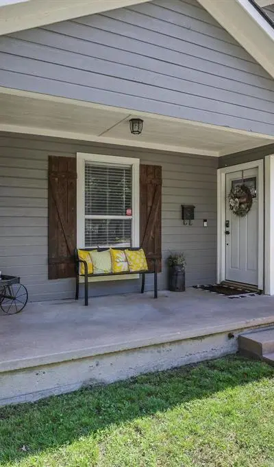 946 W Laurel Street, Sherman TX 75092 - Photo 3
