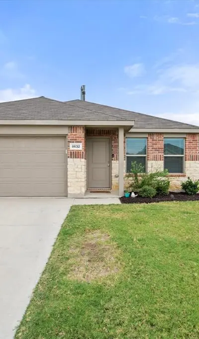 8632 Thicket Ridge Street, Fort Worth TX 76123