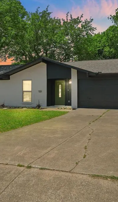 1222 Saturn Drive, Cedar Hill TX 75104 - Photo 3
