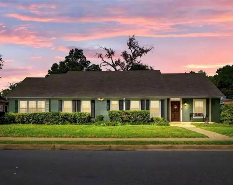 2017 Hilltop Drive, Tyler TX 75701