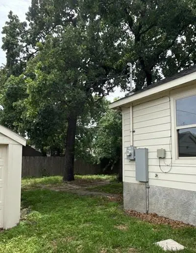 1214 E Waco Avenue, Dallas TX 75216 - Photo 5