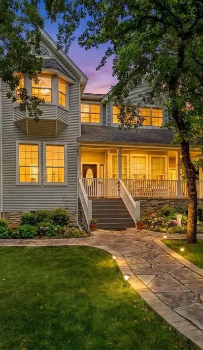1606 Treehouse Lane N, Keller TX 76262