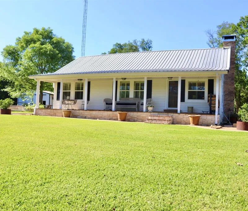 387 County Road 2101, Ivanhoe TX 75447