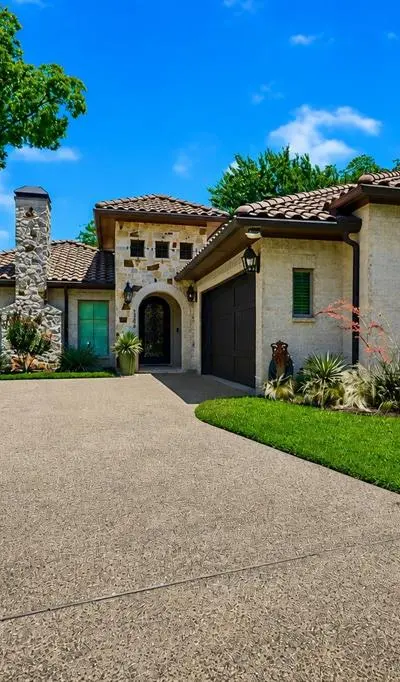 5304 Parkland Avenue, Dallas TX 75235 - Photo 2