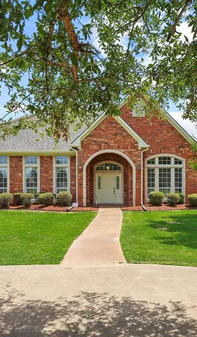 3140 Farm Road 195, Paris TX 75462