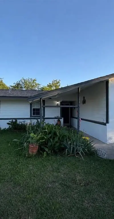 1826 Burning Tree Lane, Carrollton TX 75006