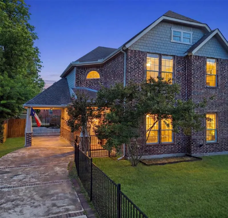 612 W 8th Street, Dallas TX 75208