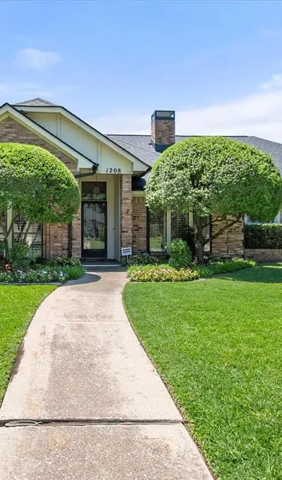 1208 Fairfax Drive, Mansfield TX 76063