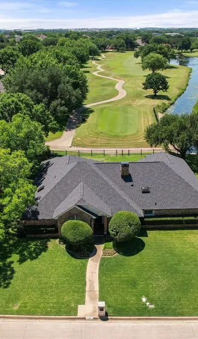 1208 Fairfax Drive, Mansfield TX 76063 - Photo 3