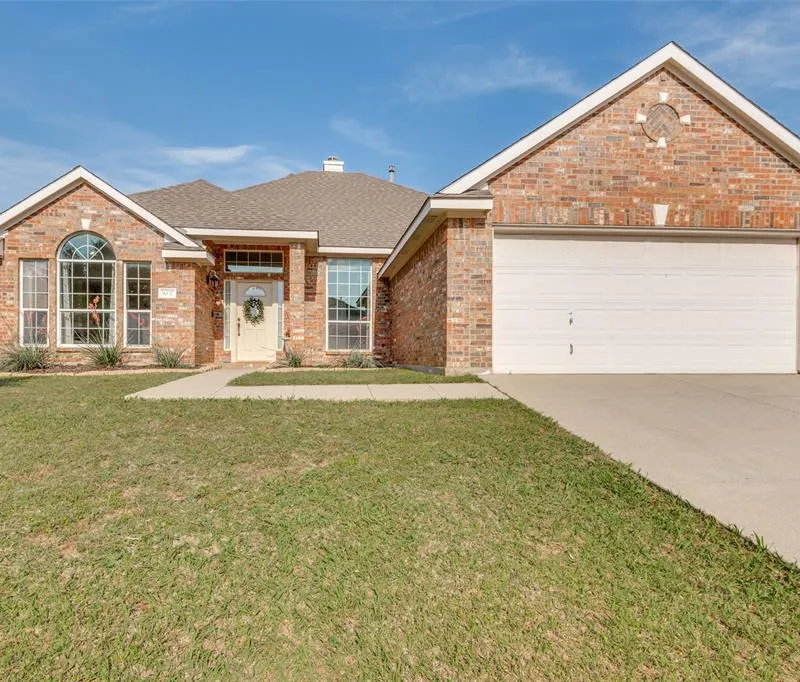 9037 Chardin Park Drive, Fort Worth TX 76244