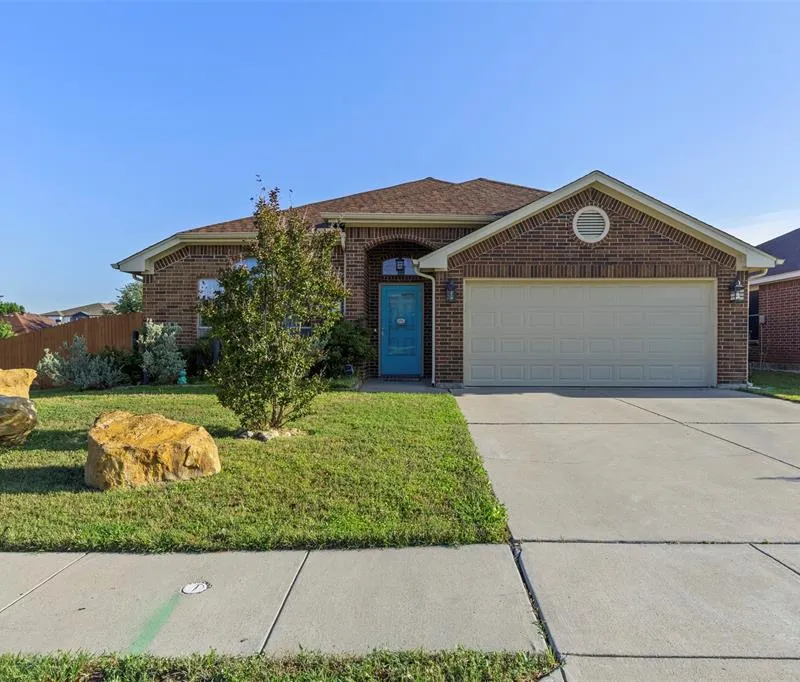 9236 Jason Drive, White Settlement TX 76108