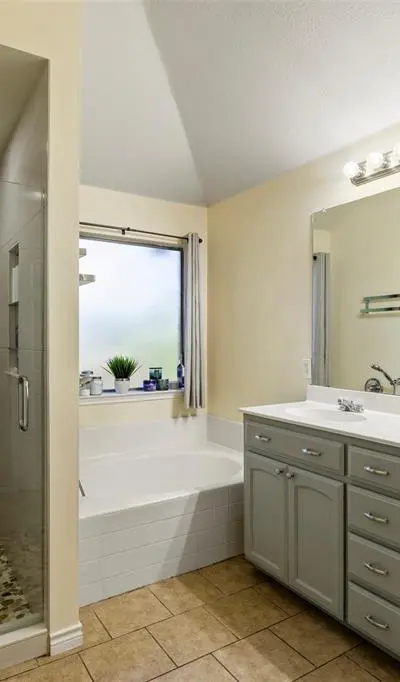 9236 Jason Drive, White Settlement TX 76108 - Photo 4