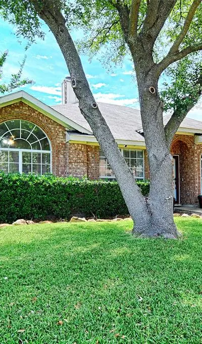1544 Birkenhead Lane, Lancaster TX 75134