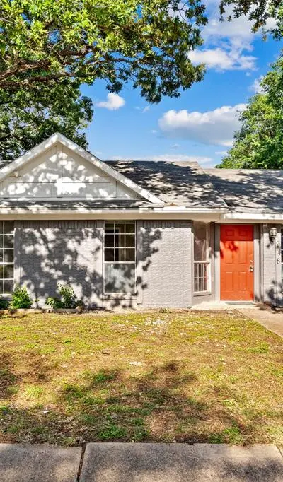 948 Carom Way, Dallas TX 75217