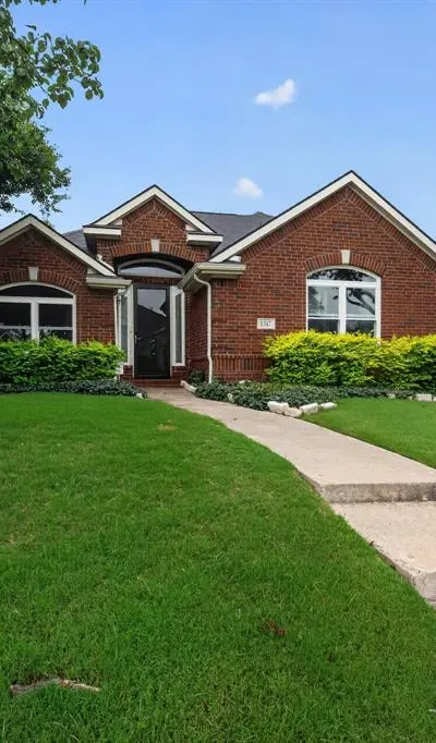 1517 Caldwell Circle, Carrollton TX 75010 - Photo 2