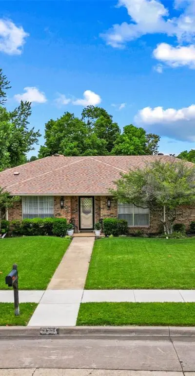 3301 Canterbury Drive, Plano TX 75075
