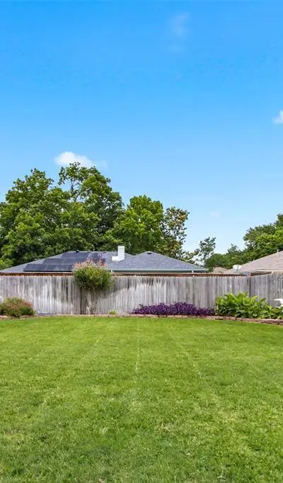 3301 Canterbury Drive, Plano TX 75075 - Photo 2