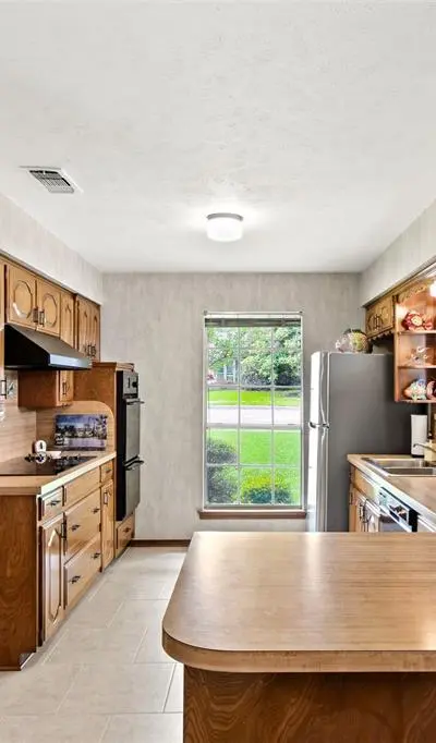 3301 Canterbury Drive, Plano TX 75075 - Photo 4