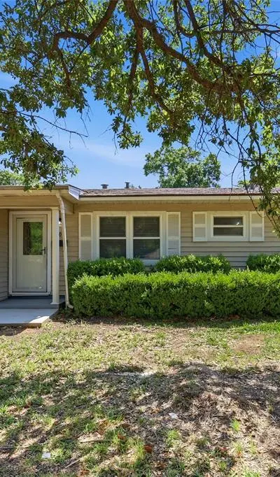 807 Highland Drive, Arlington TX 76010