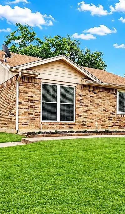 3000 Timothy Lane, Euless TX 76039