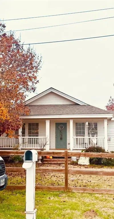 3814 Middlefield Road, Dallas TX 75253